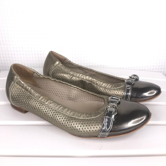 agl icon ballet flat